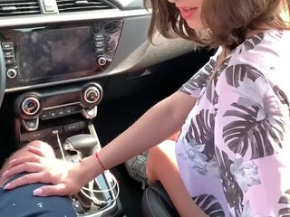 Russian Milf gives perfect bj in car - Amateur POV